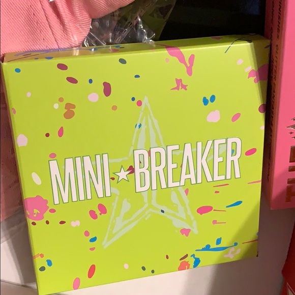 Jeffree Star Bundle - Picture 3 of 4